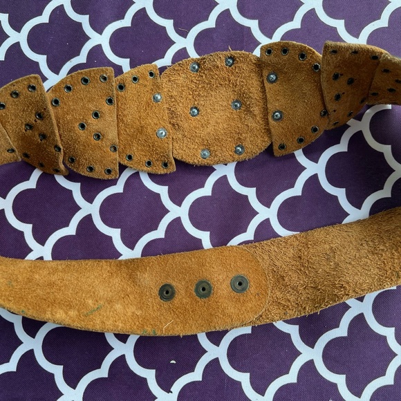 Vintage Leather infinity Belt - Picture 2 of 3
